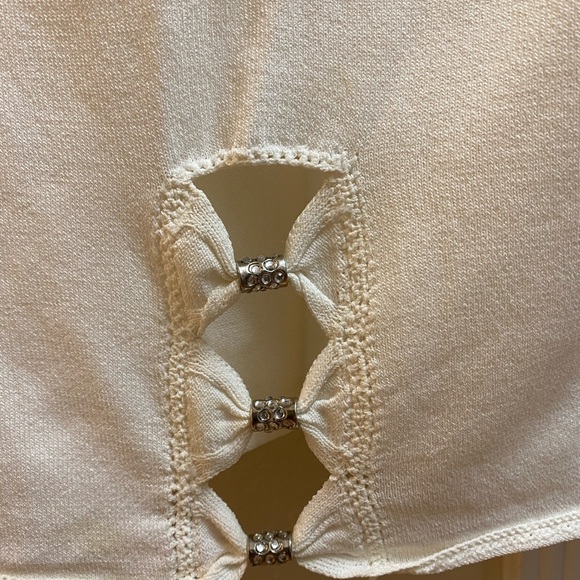 Elegant Top - Picture 3 of 5